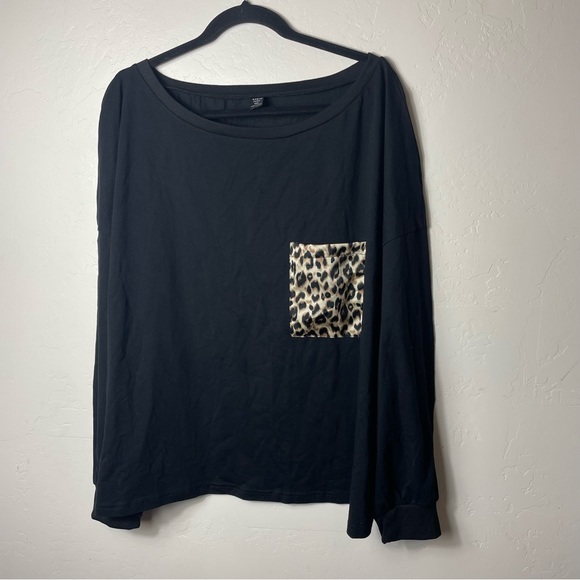 Shein Curve Plus Size 4XL Crop Sweatshirt Black Leopard Pocket Stretch - Picture 1 of 5